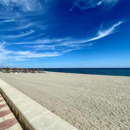 Belvilla By Oyo Los Kiwis 1Aª Lanea De Playa Roquetas de Mar Dış mekan fotoğraf